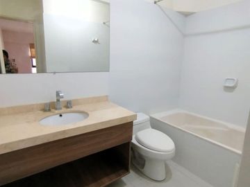 Lindo dpto, 60 m2, cerca al C.C. Salaverry, 2 dorms, 2 baños, 1 estac.