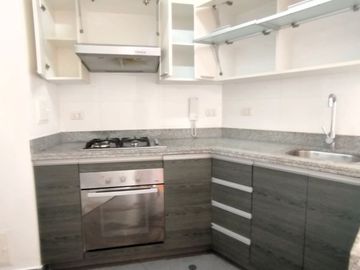 Lindo dpto, 60 m2, cerca al C.C. Salaverry, 2 dorms, 2 baños, 1 estac.
