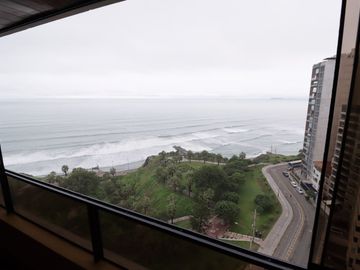 Venta de Departamento de 119 m2 en el Malecón Cisneros - Miraflores
