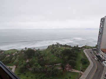 Venta de Departamento de 119 m2 en el Malecón Cisneros - Miraflores