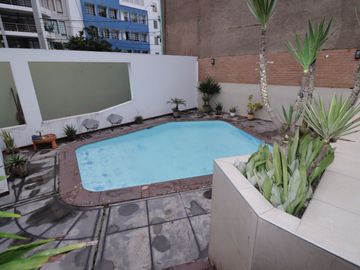 Venta de Departamento de 119 m2 en el Malecón Cisneros - Miraflores