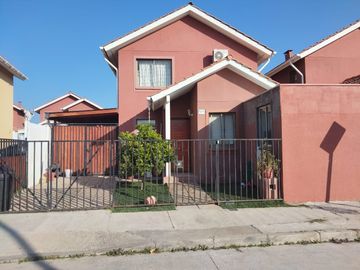 Oportunidad De Compra!! Hermosa casa en Prados De Nos
