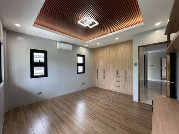 Brand New House & Lot in Tagaytay City-MC