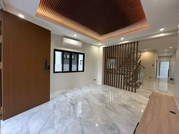 Brand New House & Lot in Tagaytay City-MC