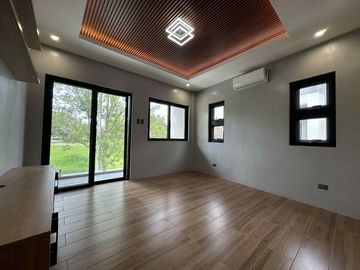Brand New House & Lot in Tagaytay City-MC