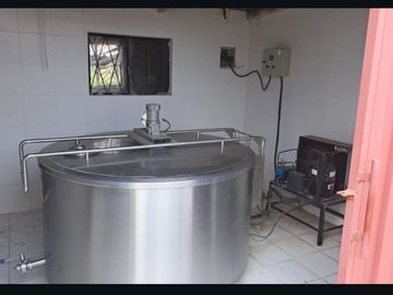 HERMOSA FINCA UBICADA EN CAYAMBE EN VENTA