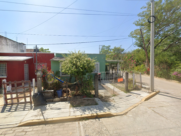 Casa en Calle Miguel Padilla, Del Valle, Tonalá, Chiapas NO CREDITOS
