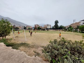 Se Vende Terreno En Esquina - Urb. Los Jardines De Ñaña