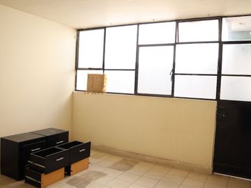 CASA PARA PROYECTO DE RESTAURACIÒN EN LA ANDRADE