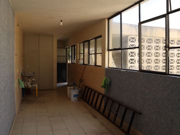 CASA PARA PROYECTO DE RESTAURACIÒN EN LA ANDRADE