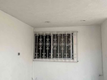casa en lomas del sol a una cuadra de 16 de sept y periférico