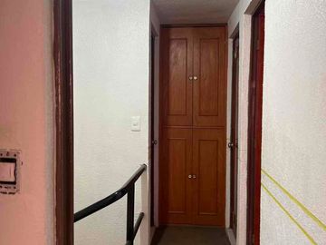 casa en lomas del sol a una cuadra de 16 de sept y periférico