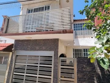 VENDO CASA FRACC. VILLA RICA, VERACRUZ, VER.