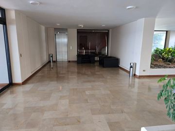 En Venta Precioso Departamento - Gonzáles Suárez