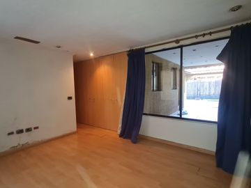 Casa 5 dormitorios 3 baños y estacionamiento San Ramón
