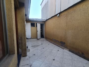 Casa 5 dormitorios 3 baños y estacionamiento San Ramón