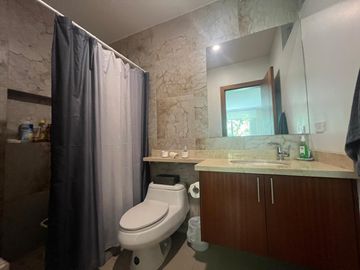 NAYON-VENTA DEPARTAMENTO TIPO CASA