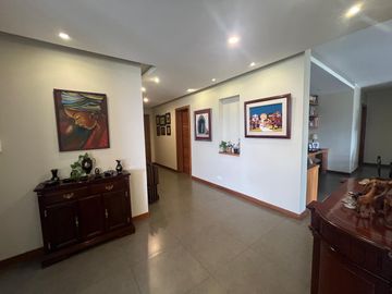 NAYON-VENTA DEPARTAMENTO TIPO CASA