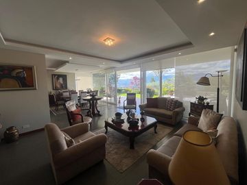 NAYON-VENTA DEPARTAMENTO TIPO CASA