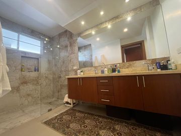 NAYON-VENTA DEPARTAMENTO TIPO CASA