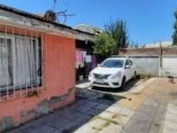 CASA DE UN PISO PARA REMODELAR EN SAN RAMON STGO.3D 1B 5EST. EN $109.990.000 IDEAL INVERSIONISTA