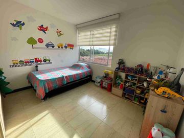 Arriendo casa en Campo Aragon