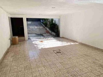 Casa En Venta Avenida Santa Ursula y calle santo tomas, Coyoacan, Cdmx.