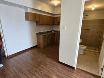 56sqm RENT TO OWN CONDO by DMCI The Aston Place in Taft Ave. Manila near De La Salle