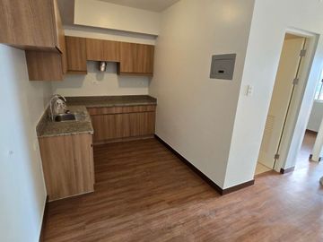 56sqm RENT TO OWN CONDO by DMCI The Aston Place in Taft Ave. Manila near De La Salle