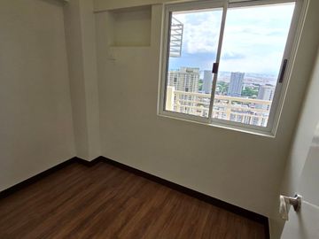 56sqm RENT TO OWN CONDO by DMCI The Aston Place in Taft Ave. Manila near De La Salle