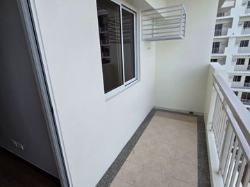 56sqm RENT TO OWN CONDO by DMCI The Aston Place in Taft Ave. Manila near De La Salle