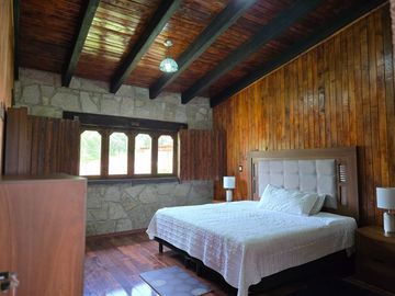 Casa de Campo en Venta en San Miguel Regla, Huasca de Ocampo, Hidalgo.