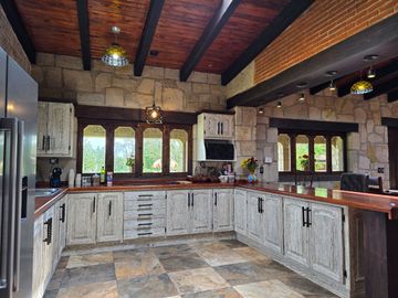 Casa de Campo en Venta en San Miguel Regla, Huasca de Ocampo, Hidalgo.