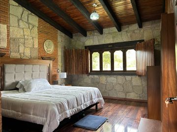 Casa de Campo en Venta en San Miguel Regla, Huasca de Ocampo, Hidalgo.