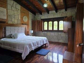Casa de Campo en Venta en San Miguel Regla, Huasca de Ocampo, Hidalgo.