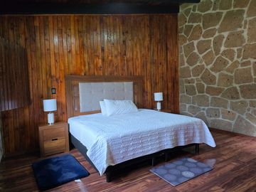 Casa de Campo en Venta en San Miguel Regla, Huasca de Ocampo, Hidalgo.