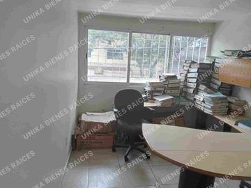 EXCELENTE PROPIEDAD COMERCIAL EN VENTA, CON BUENA UBICACIÓN, ACTUALMENTE GENERANDO RENTAS, SE PUEDE VENDER CON O SIN INQUILINOS