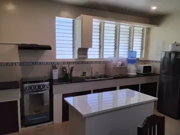 3 Bedroom House with Access to Ocean