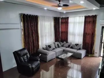 3 Bedroom House with Access to Ocean