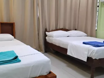 3 Bedroom House with Access to Ocean