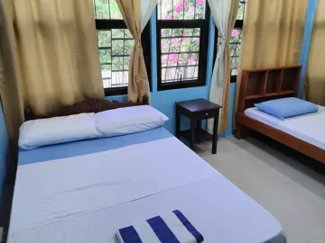 3 Bedroom House with Access to Ocean