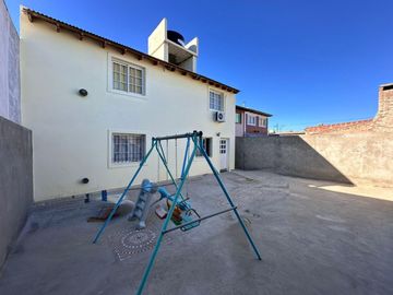 Casa en venta en Puerto Madryn de 4 dormitorios