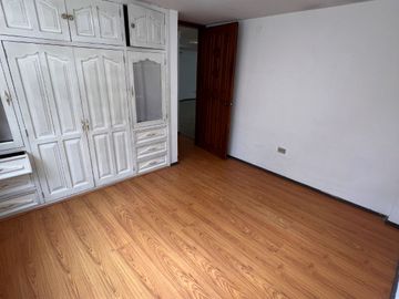Casa en Venta 3 Habitaciones Una Planta Sector Parque Las Cuadras