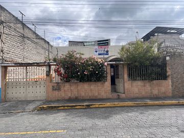 Casa en Venta 3 Habitaciones Una Planta Sector Parque Las Cuadras