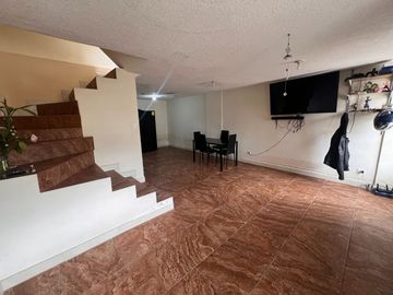 Casa en Venta 2 Plantas Conjunto Privado Sector San Antonio de Pichincha