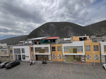 Casa en Venta 2 Plantas Conjunto Privado Sector San Antonio de Pichincha