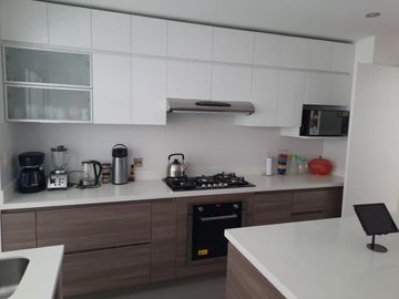 SAN ISIDRO LINDO y AMPLIO DPTO 4 DORM 177.66 m2, impecable