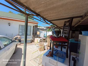 Vendo amplia casa en sector Troncos Viejos, Villa Alemana