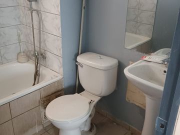 Depto en Isabel Riquelme Sur, Metro Monte Tabor, Maipú.