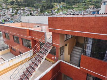 813 CASA RENTERA EN VENTA
